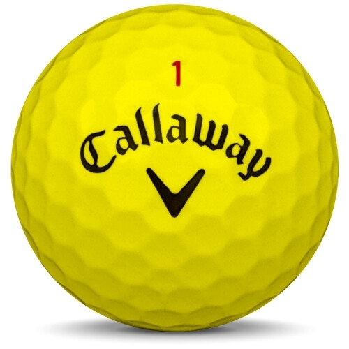 Golfboll av modellen Callaway Chrome Soft i 2017 års version med gul färg framifrån